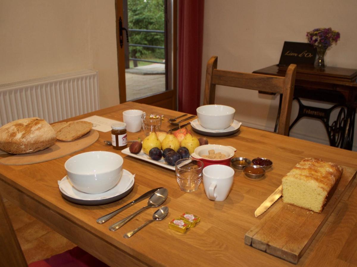 Ancienne Ecole Bed and Breakfast Cazaux-Villecomtal Eksteriør billede