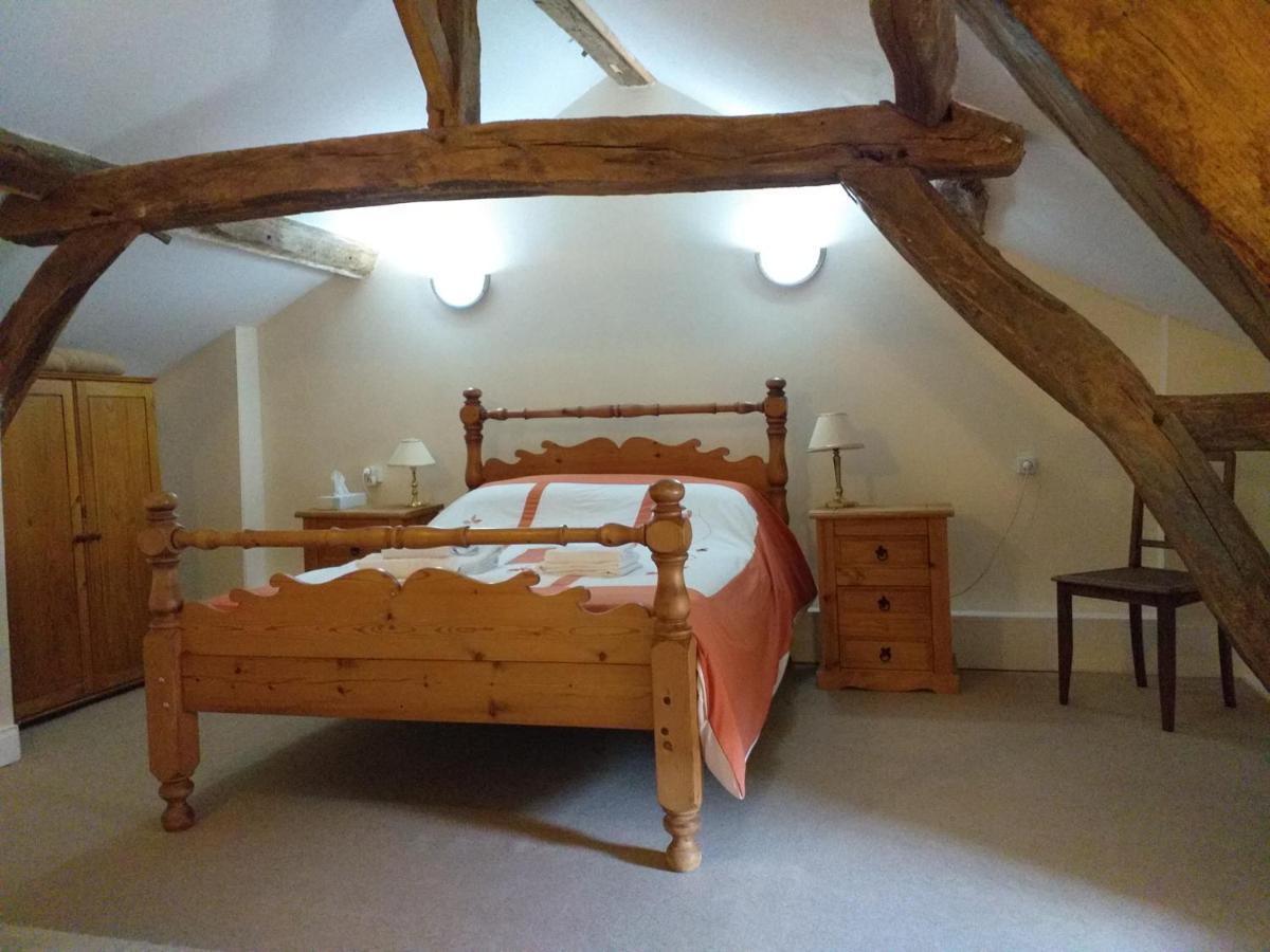Ancienne Ecole Bed and Breakfast Cazaux-Villecomtal Eksteriør billede
