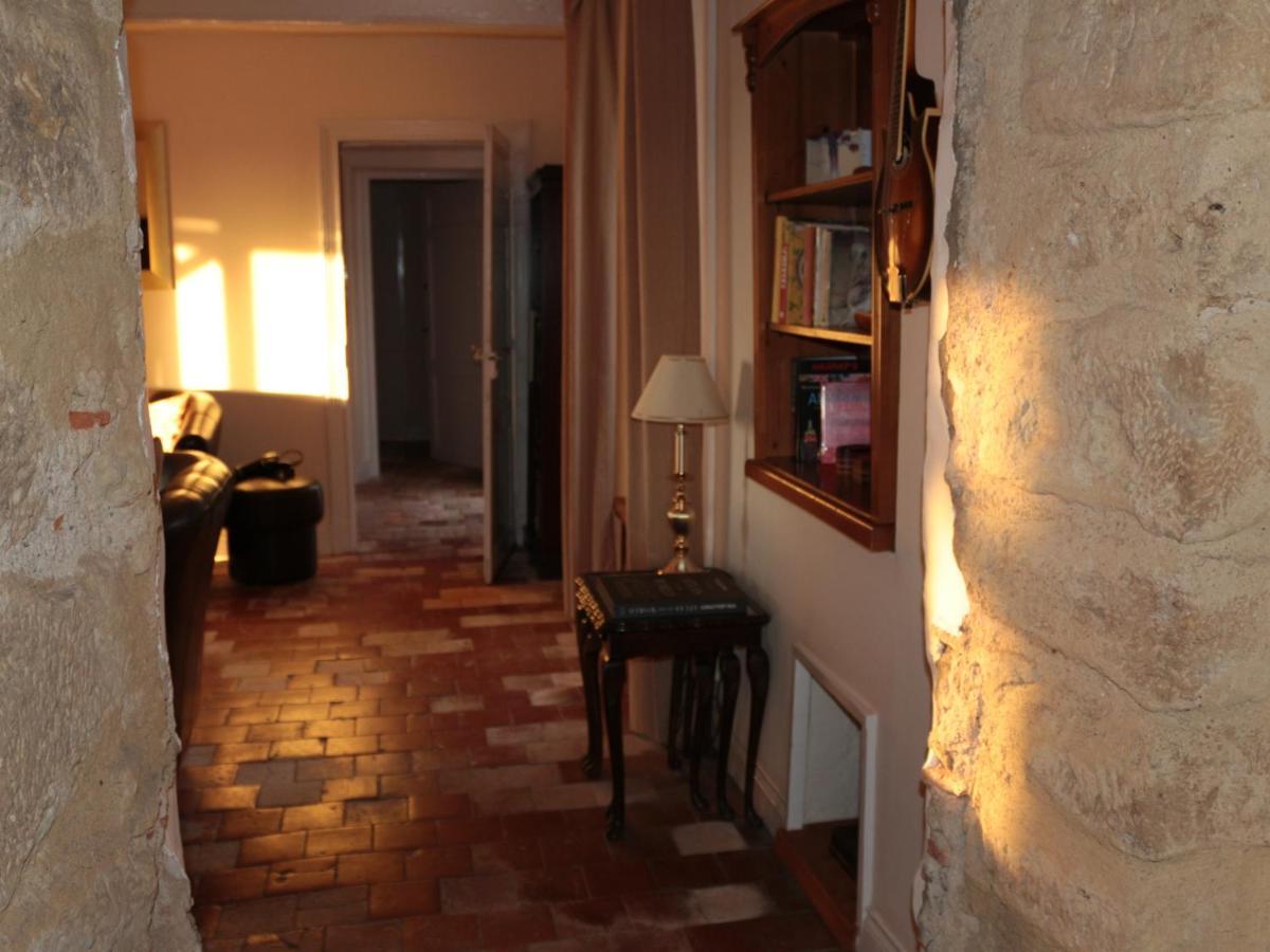 Ancienne Ecole Bed and Breakfast Cazaux-Villecomtal Eksteriør billede