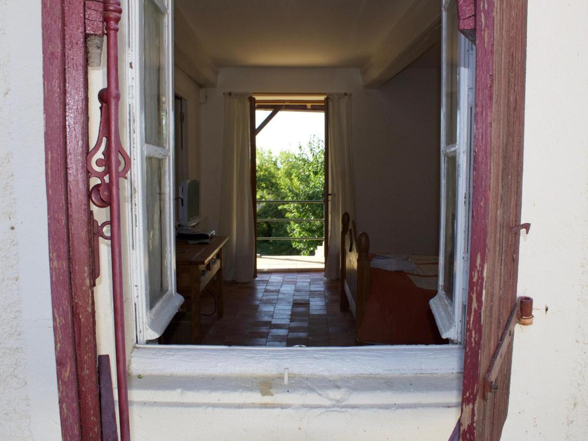 Ancienne Ecole Bed and Breakfast Cazaux-Villecomtal Eksteriør billede