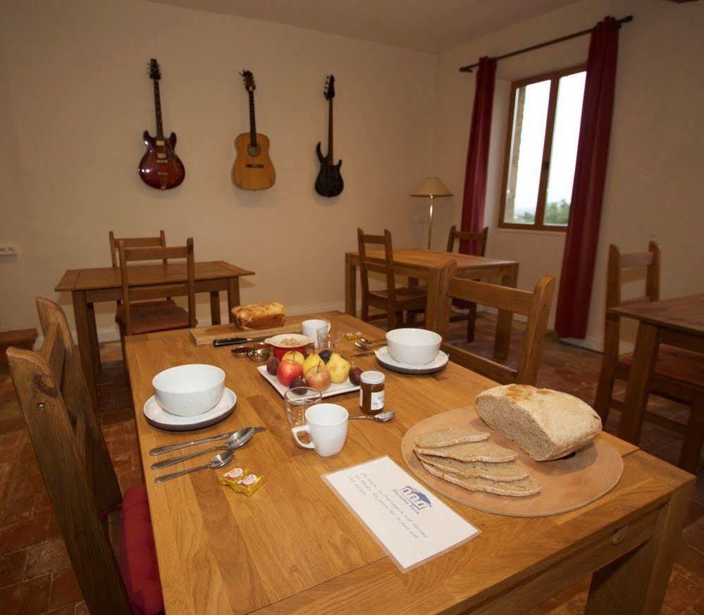 Ancienne Ecole Bed and Breakfast Cazaux-Villecomtal Eksteriør billede